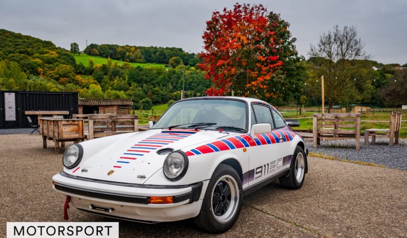 
								Porsche 911 SC 3.0 full									