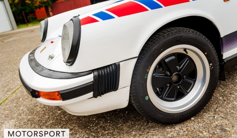 
								Porsche 911 SC 3.0 full									